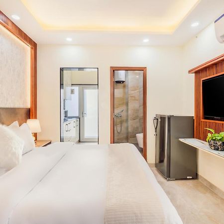 Kyomi Service Apartments Гургаон Экстерьер фото